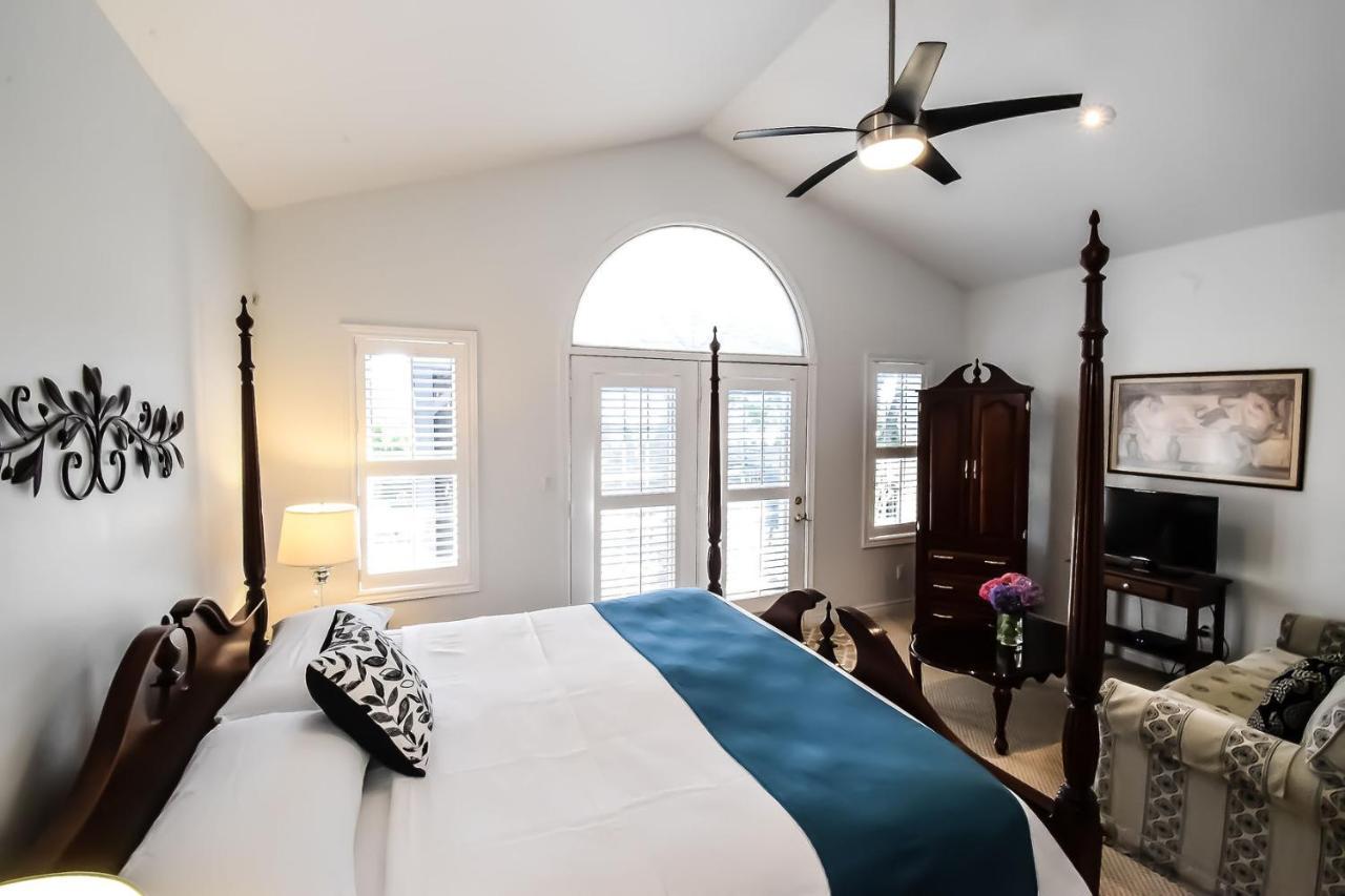 King Room with Spa Bath
